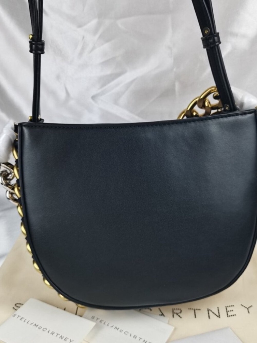 Stella McCartneyđź’• Black Shoulder Bag with Gold & Silver Chain - Picture 4 of 7